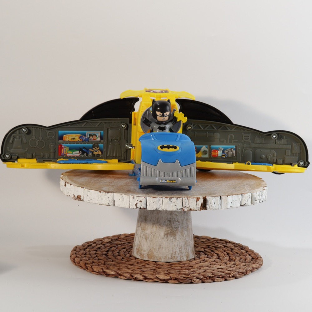 Fisher Price Little People DC Super Friends Batmobile Batcave Playset Batman Toy